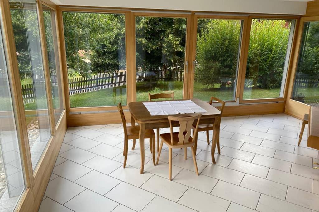 Ferienwohnung Fuer 5 Personen In Cumpadials, Inmitten Der Surselva Sumvitg エクステリア 写真