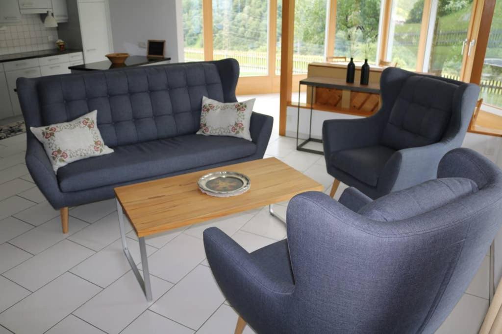 Ferienwohnung Fuer 5 Personen In Cumpadials, Inmitten Der Surselva Sumvitg エクステリア 写真