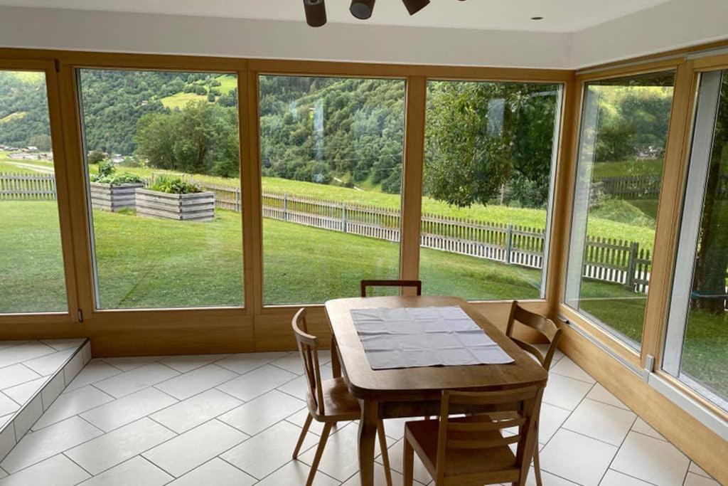 Ferienwohnung Fuer 5 Personen In Cumpadials, Inmitten Der Surselva Sumvitg エクステリア 写真