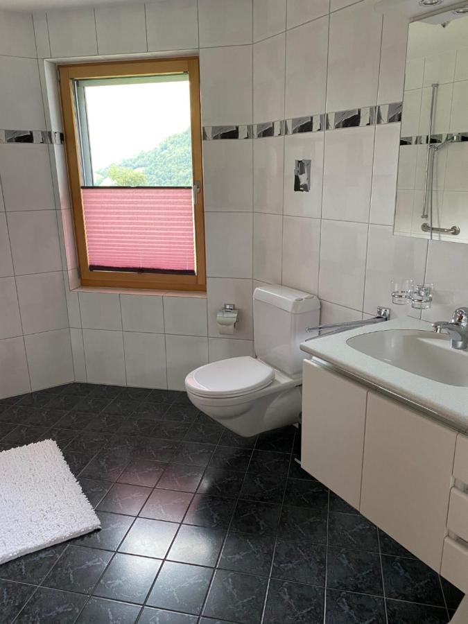 Ferienwohnung Fuer 5 Personen In Cumpadials, Inmitten Der Surselva Sumvitg エクステリア 写真